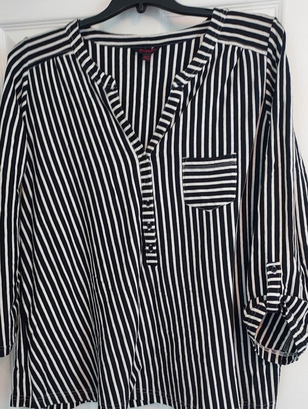 Simply BE Black & White Striped V-Neck Pullover Top - Women's